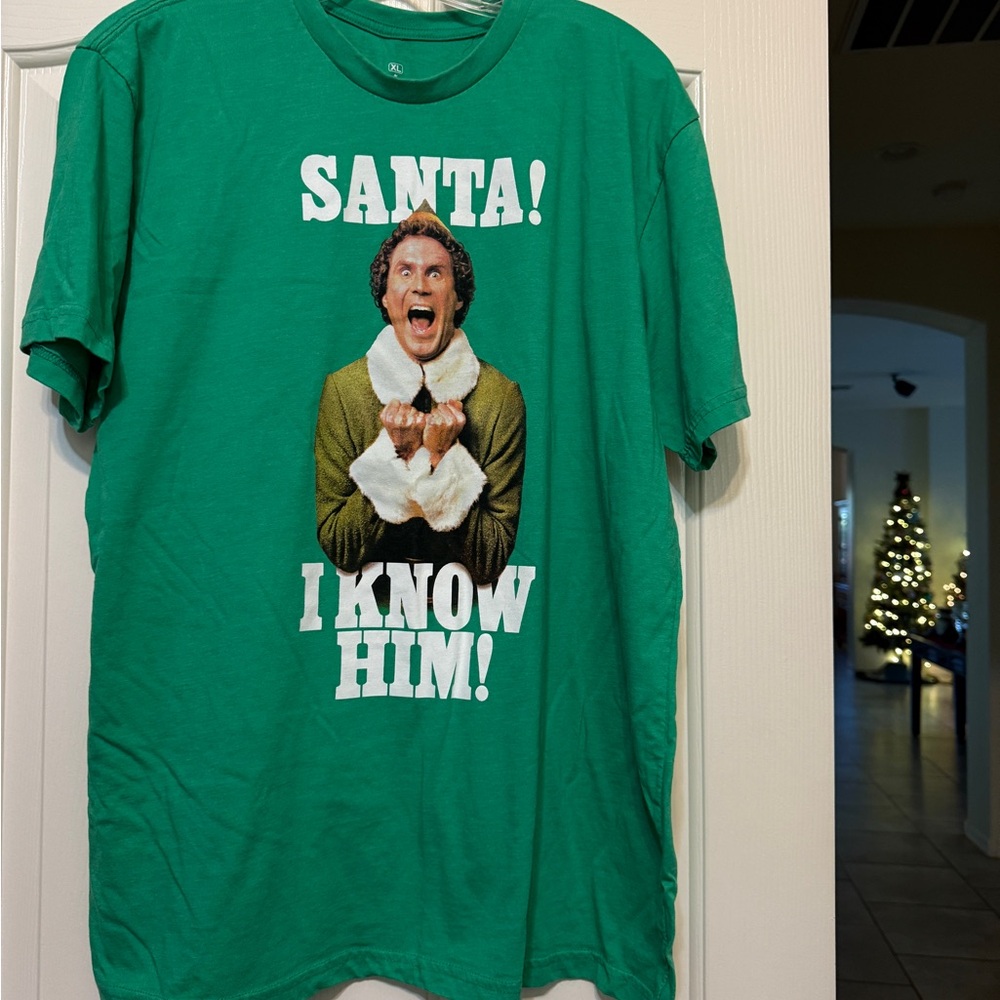 Elf Graphic Unisex T-Shirt in Green